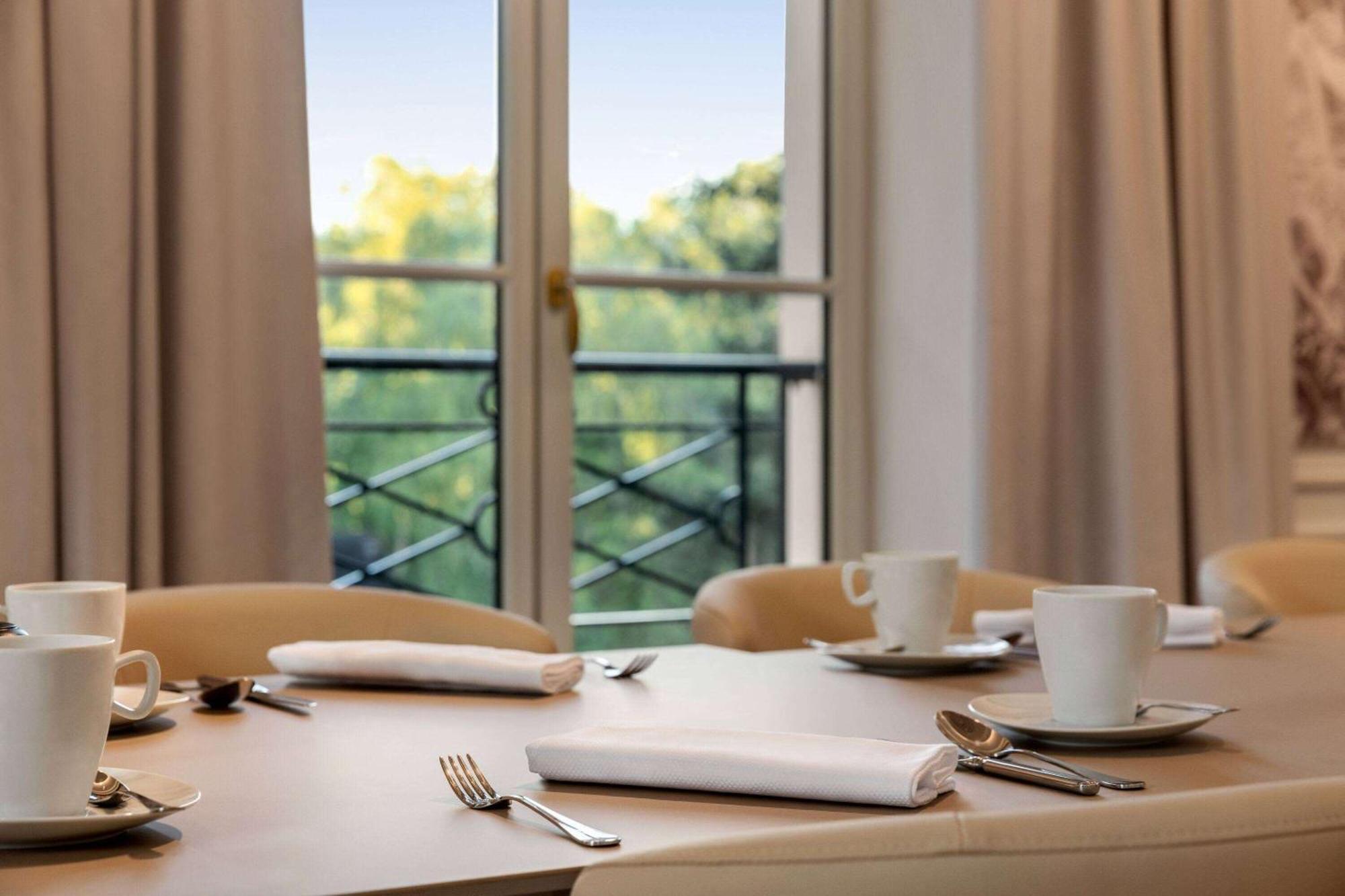 Dolce By Wyndham Versailles - Domaine Du Montcel Hotel Jouy-en-Josas
