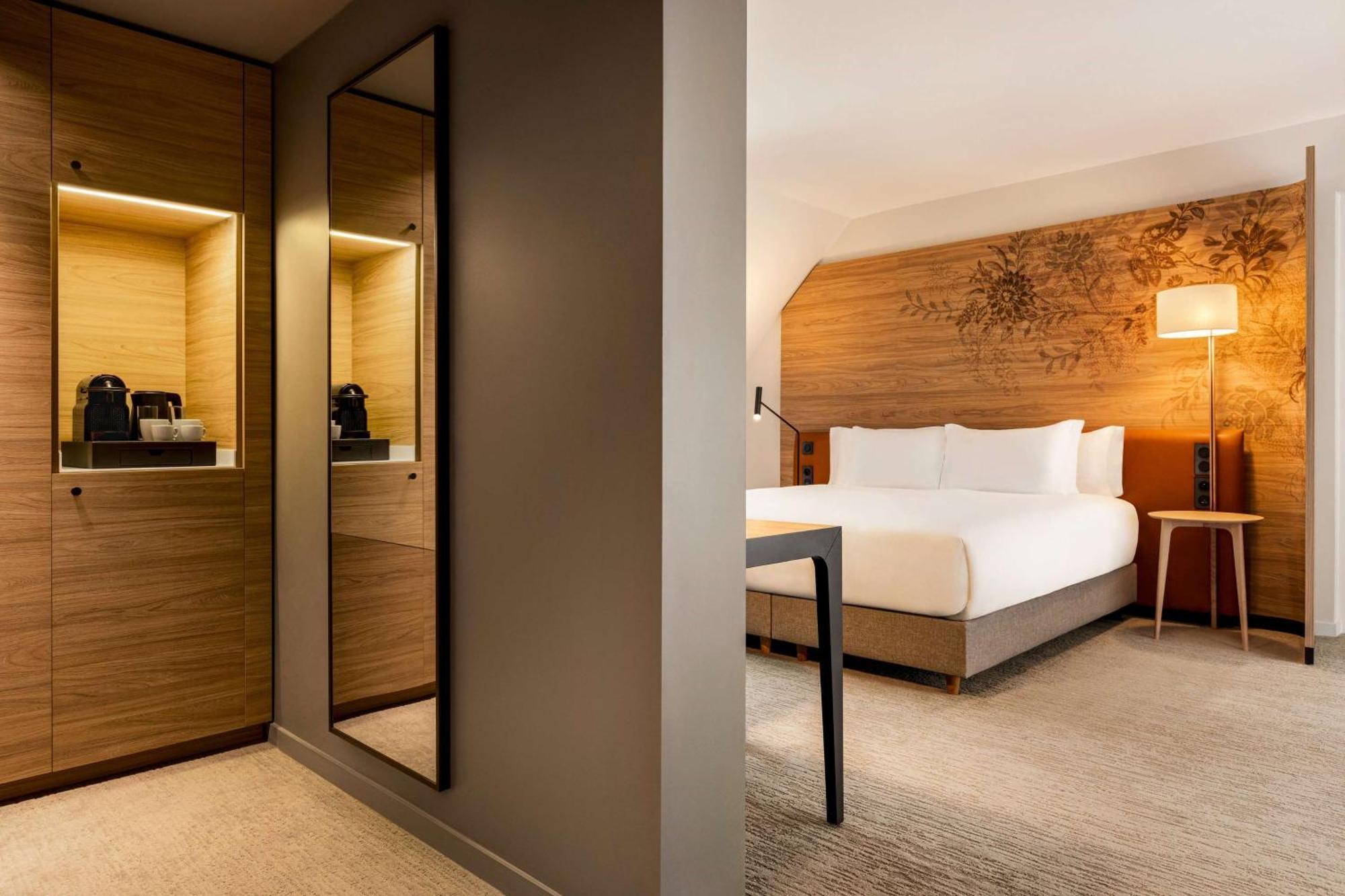 Dolce By Wyndham Versailles - Domaine Du Montcel Hotel
